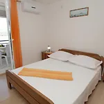 Apartament By The Sea Mastrinka, Ciovo - 4648 Trogir